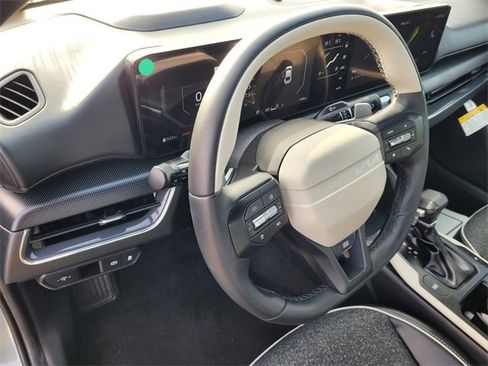 Used 2025 Kia K4 GT-Line image 23
