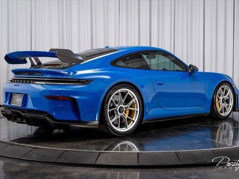 Used 2025 Porsche 911 GT3 RWD image 21