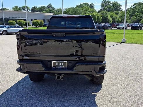 Used 2024 Chevrolet Silverado 2500 LTZ w/ LTZ Plus Package AWD/4WD image 8