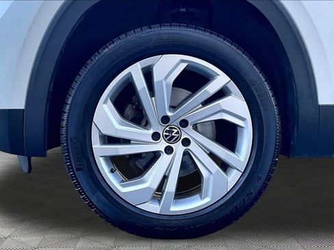 Used 2020 Volkswagen Atlas Cross Sport SEL AWD/4WD image 11