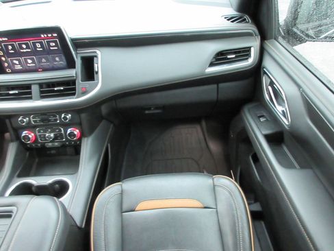 Certified 2023 GMC Yukon XL AT4 w/ AT4 Premium Plus Package image 19