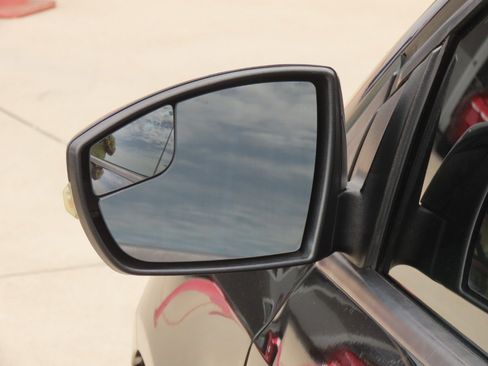 Used 2015 Ford Focus ST FWD image 18