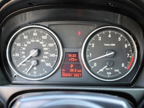 Used 2009 BMW 335i Convertible image 26