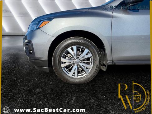 Used 2020 Nissan Pathfinder S image 21