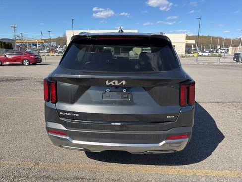 New 2026 Kia Sorento EX AWD/4WD image 7