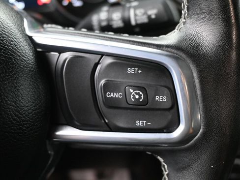 Used 2023 Jeep Wrangler Unlimited Sahara w/ Cold Weather Group AWD/4WD image 21