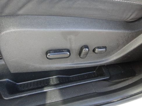 Used 2019 Ford Escape SE AWD/4WD image 11