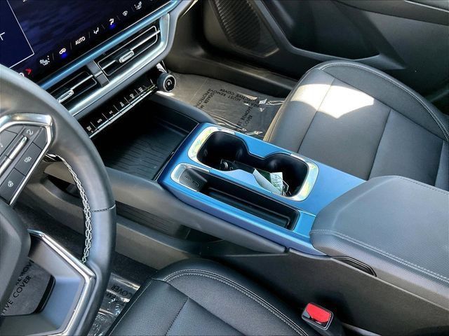 Certified 2024 Chevrolet Equinox EV LT FWD image 20