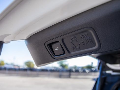 Used 2020 Ford Expedition King Ranch image 11