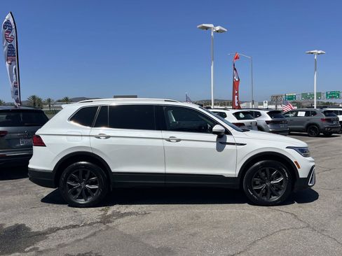 Certified 2023 Volkswagen Tiguan SE FWD image 26