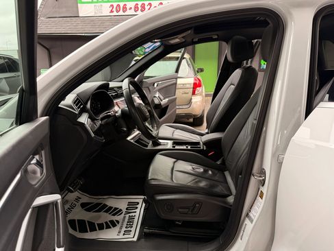 Used 2020 Audi Q3 2.0T Premium image 8