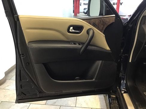 Used 2022 INFINITI QX80 Premium Select w/ All-Season Package image 9