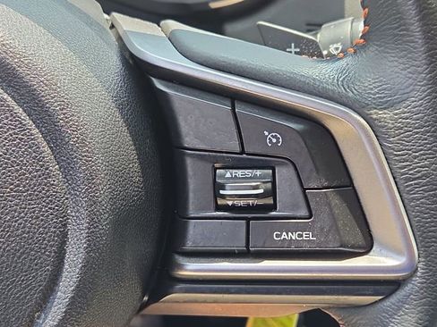 Used 2019 Subaru Crosstrek 2.0i Premium w/ Moonroof Package AWD/4WD image 25