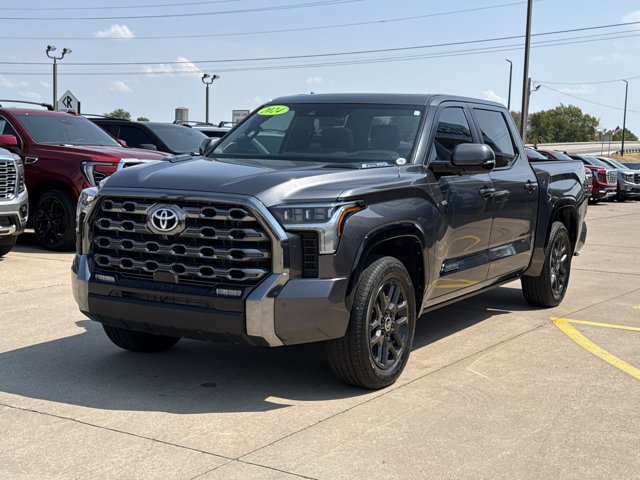 Used 2024 Toyota Tundra Platinum AWD/4WD image 7