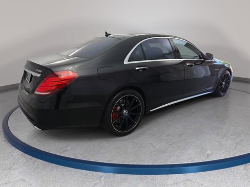Used 2017 Mercedes-Benz S 63 AMG 4MATIC Sedan image 5