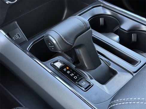 Used 2023 Ford F150 Lariat w/ Equipment Group 502A High image 19