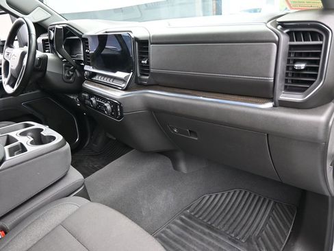 Used 2024 Chevrolet Silverado 2500 LT w/ Convenience Package image 47