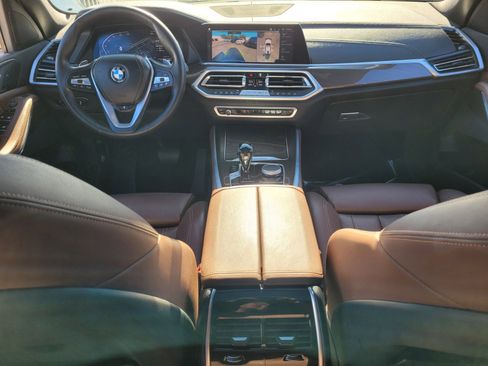 Used 2022 BMW X5 sDrive40i w/ Premium Package image 13