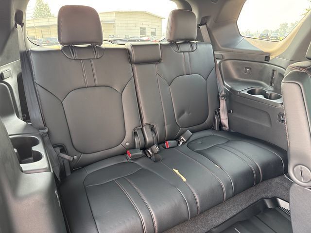 Used 2026 Honda Pilot TrailSport image 14
