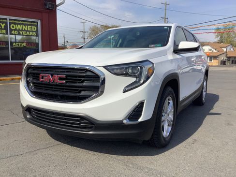 Used 2018 GMC Terrain SLE FWD image 3