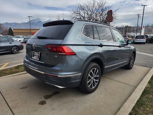Used 2018 Volkswagen Tiguan SE image 5