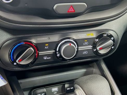 New 2025 Kia Soul LX image 15