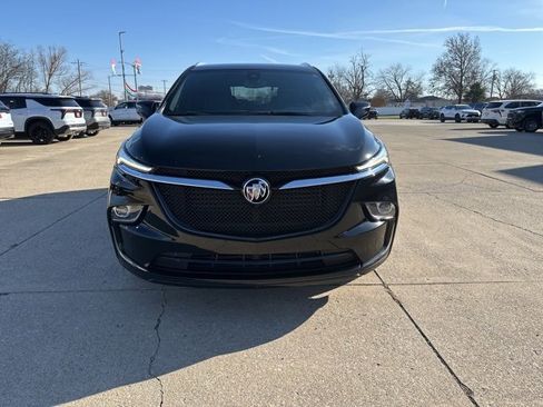 Used 2023 Buick Enclave Essence w/ Sport Touring Edition image 8