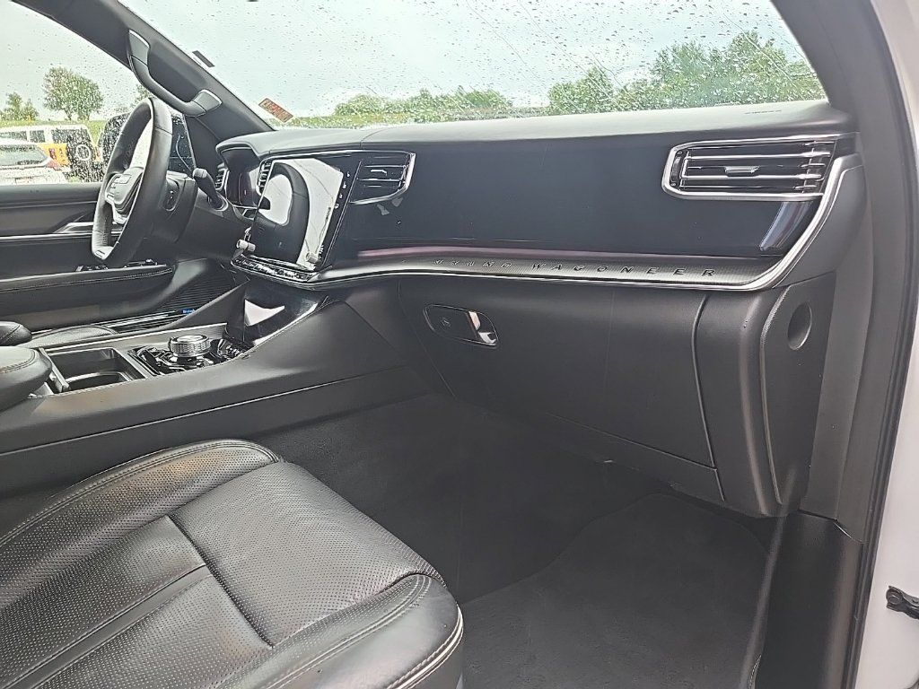 Used 2024 Jeep Grand Wagoneer Series II Obsidian w/ Quick Order Packagew 28T AWD/4WD image 28