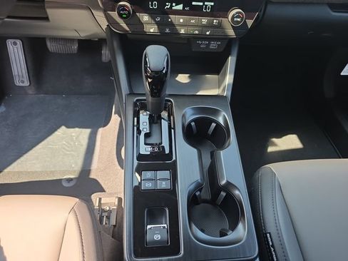 New 2026 Subaru Outback Premium AWD/4WD image 18