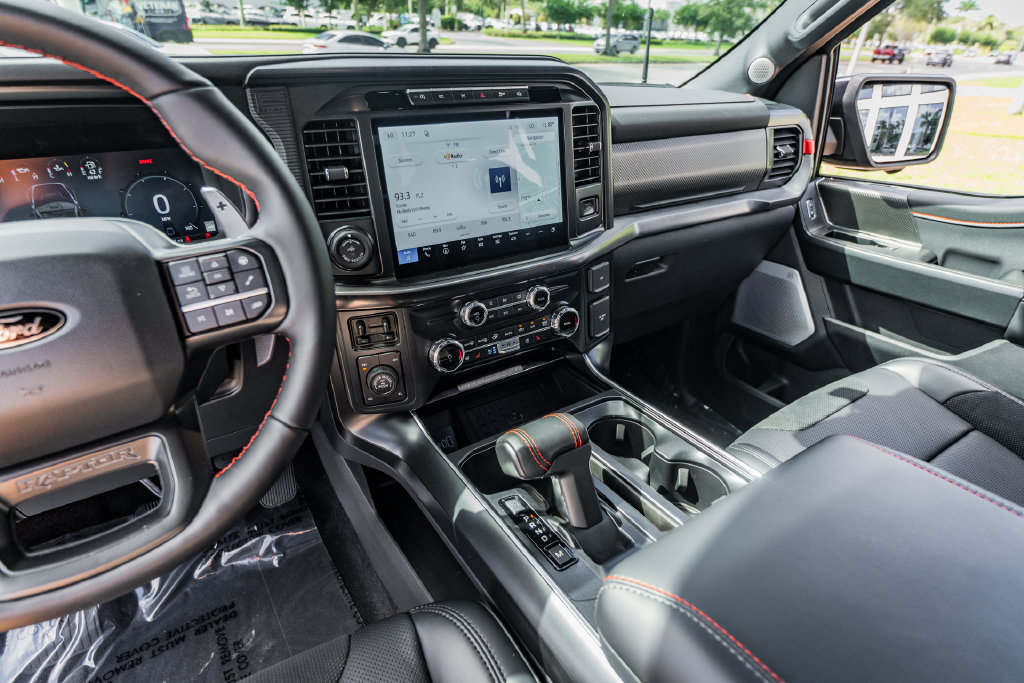 Used 2026 Ford F150 Raptor AWD/4WD image 27