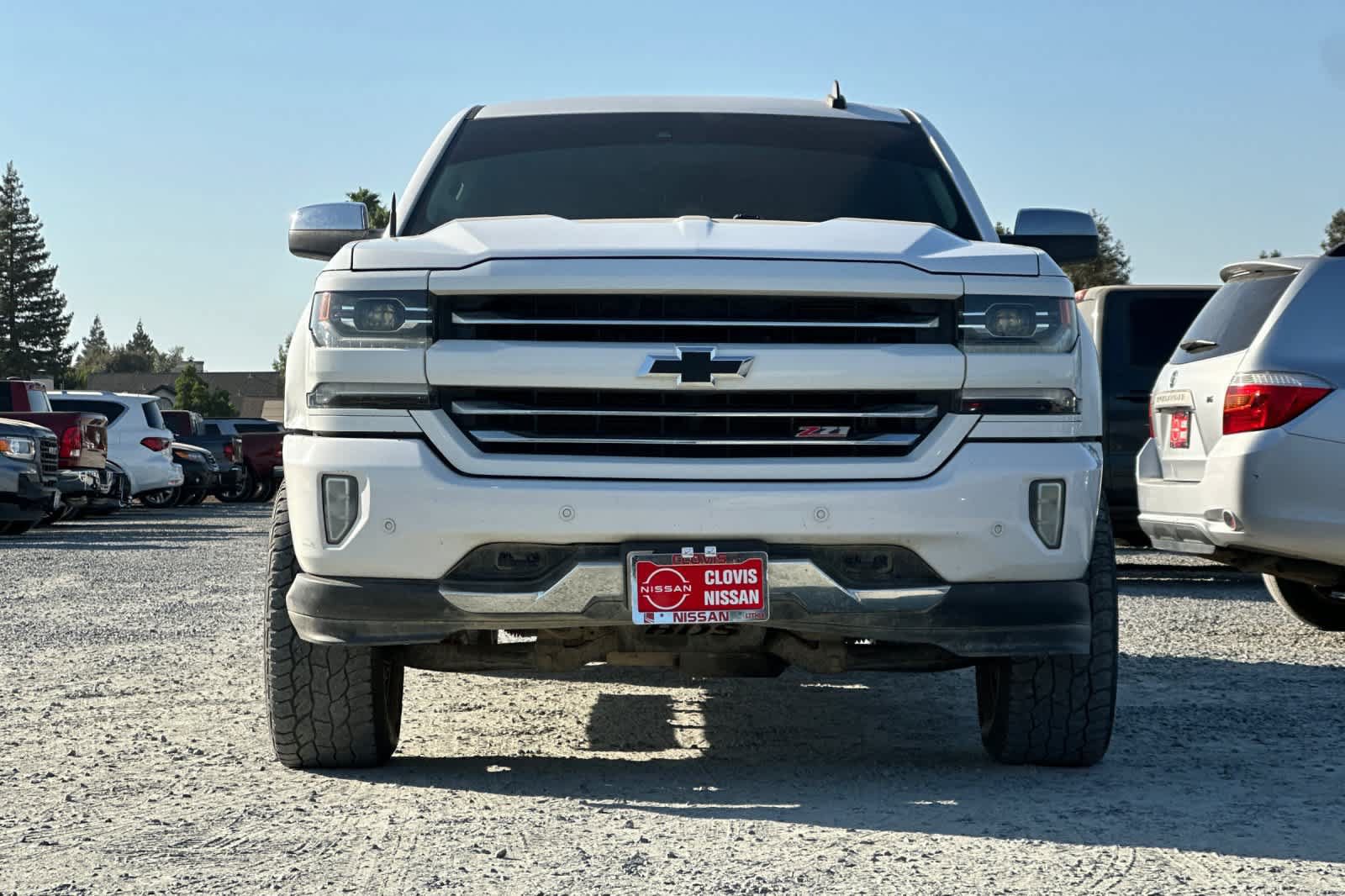 Used 2018 Chevrolet Silverado 1500 LTZ Z71 w/ LTZ Plus Package AWD/4WD image 11