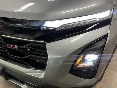 New 2026 Chevrolet Equinox RS w/ Convenience Package III FWD image 10