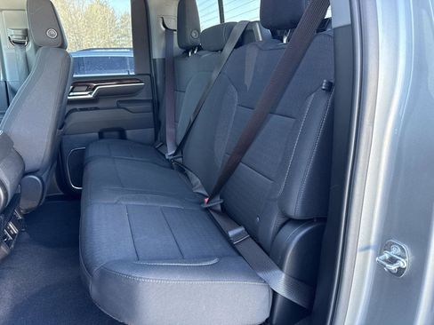 Used 2024 GMC Sierra 2500 SLE w/ SLE Value Package; image 15