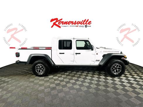 New 2025 Jeep Gladiator Rubicon w/ Convenience Group image 8