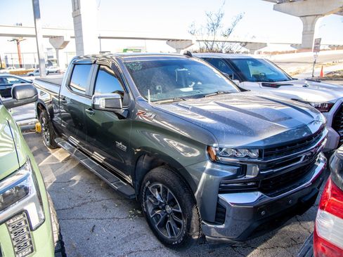 Used 2021 Chevrolet Silverado 1500 LT image 3