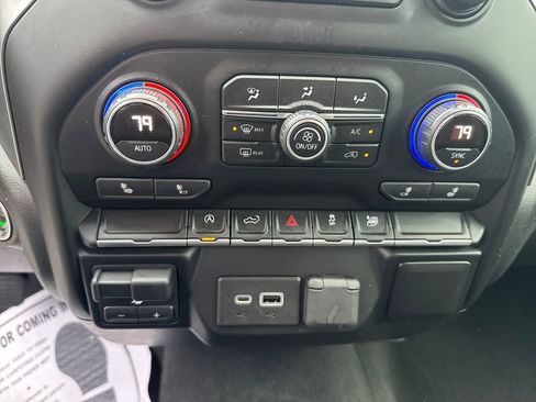 Used 2019 Chevrolet Silverado 1500 LT w/ All-Star Edition image 23