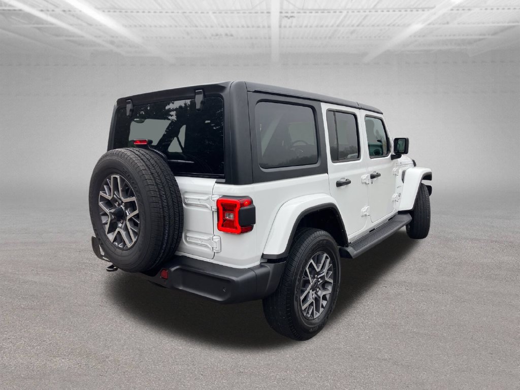 Used 2024 Jeep Wrangler Unlimited Sahara w/ Technology Group AWD/4WD image 25