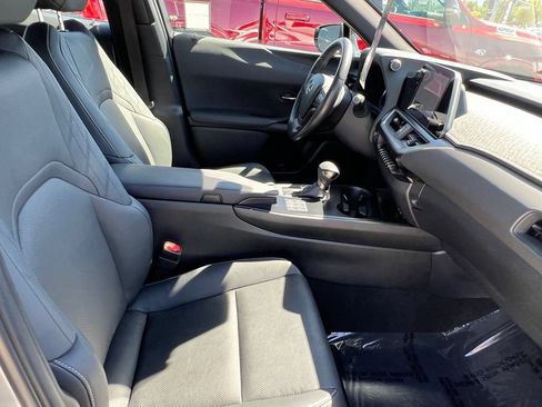 Used 2024 Lexus UX 250h F Sport FWD image 17