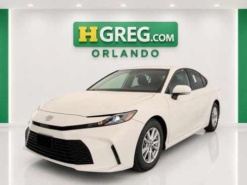 Used 2026 Toyota Camry LE FWD image 4