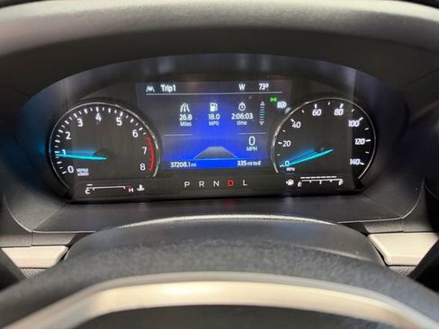 Used 2023 Ford Explorer XLT w/ Equipment Group 202A AWD/4WD image 33