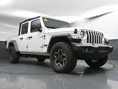 Used 2020 Jeep Gladiator Sport w/ Quick Order Package 24S image 27