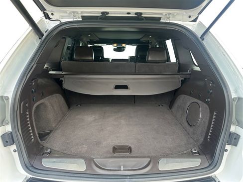 Used 2019 Jeep Grand Cherokee Overland image 19