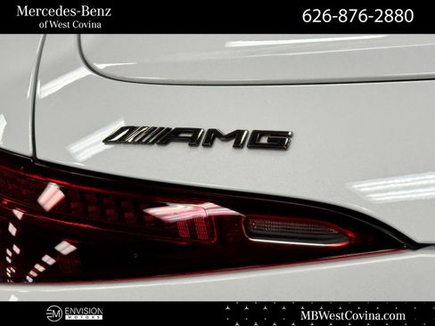 Used 2024 Mercedes-Benz SL 55 AMG 4MATIC image 16