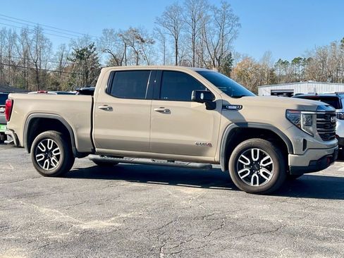 Used 2023 GMC Sierra 1500 AT4 w/ AT4 Preferred Package image 21