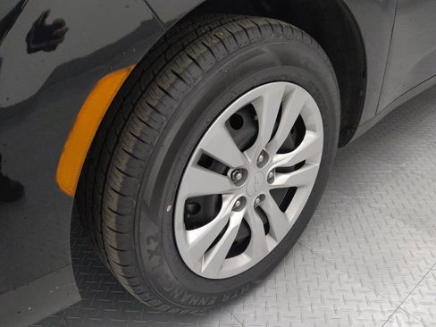 Used 2024 Kia Soul LX image 31