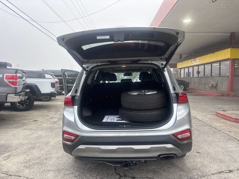 Used 2020 Hyundai Santa Fe Limited image 16