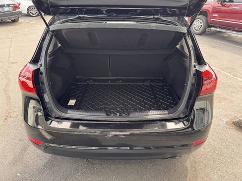 Used 2017 Kia Forte EX FWD image 5