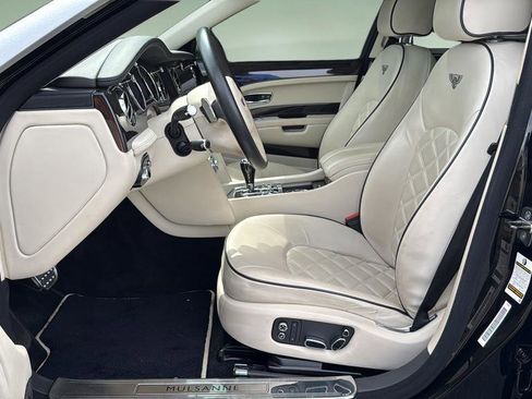 Used 2013 Bentley Mulsanne RWD image 20