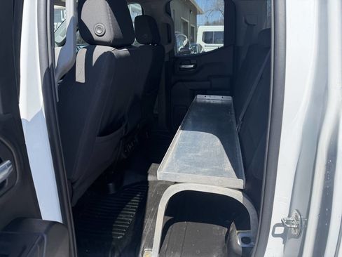 Used 2021 Chevrolet Silverado 1500 LT w/ Safety Package II AWD/4WD image 36