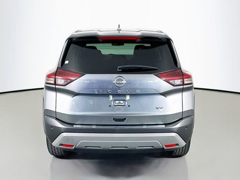 Used 2023 Nissan Rogue SV FWD image 6